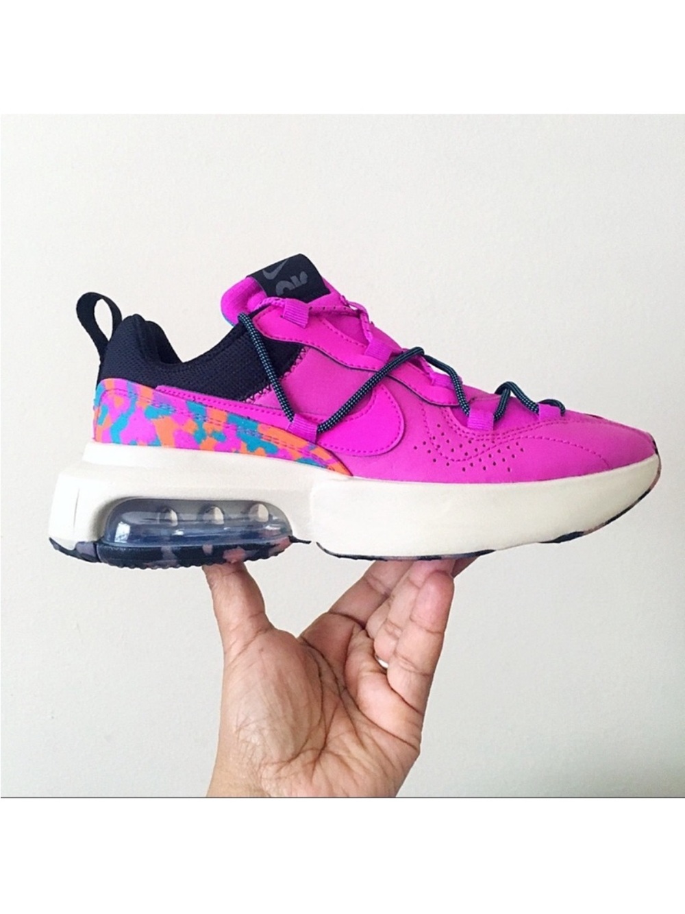Nike Air Max Viva Magenta Women’s Rugged Sneakers